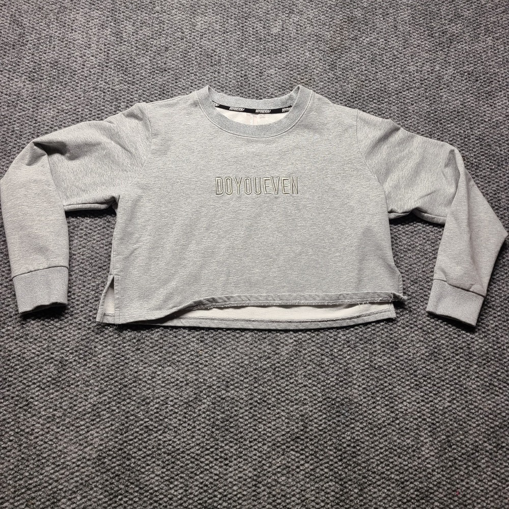 Doyoueven Cropped Sweatshirt Women's XS Gray Embroidered Logo Slit Long Sleeve